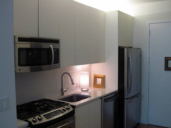 3rd image of 189 Schermerhorn St APT 15J