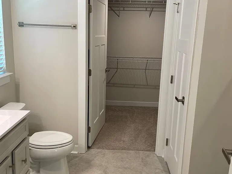 2116 Sounders Ln NE — Photo 14