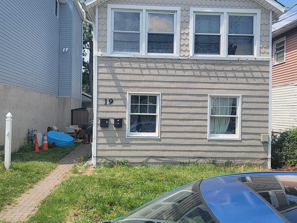 2nd image of 19 Grove Place
