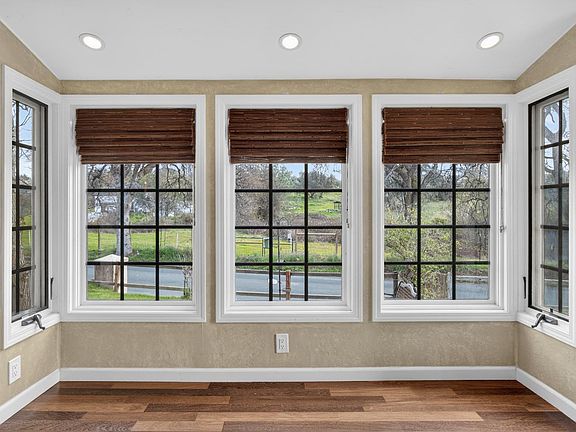 5th image of 8380 Chili Hill Rd