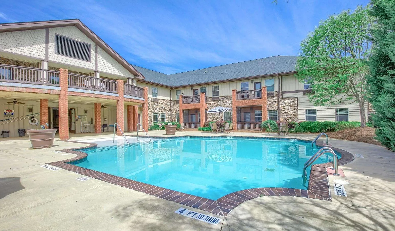 King's Reserve Suwanee — Photo 1
