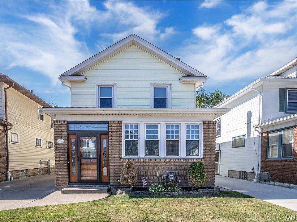 1st image of 152 Mang Ave