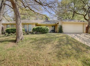 4717 Hidden Oaks Ln, Arlington, TX 76017
