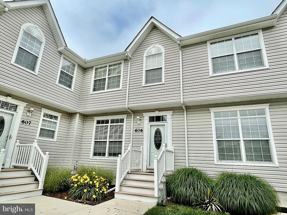 1st image of 38417 Driftwood Ct Unit 606