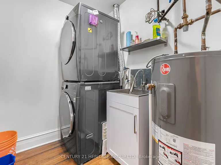 67 Caroline St S #102 — Photo 37