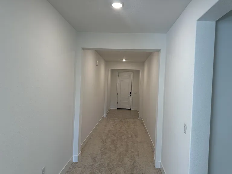 2779 Mulholland Dr — Photo 17
