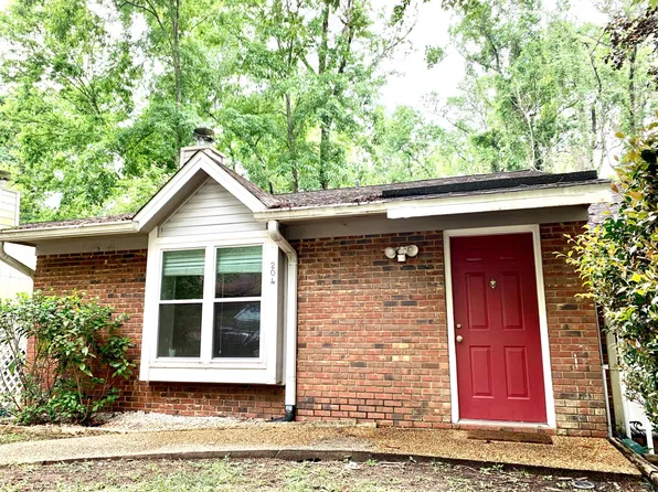 204 Whetherbine Way W, Tallahassee, FL 32301