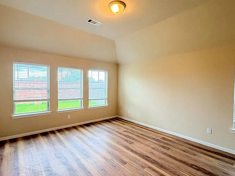 788 Lake Lacosta Dr — Photo 11