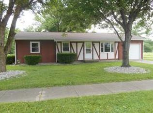732 Elmira St, Charleston, IL 61920