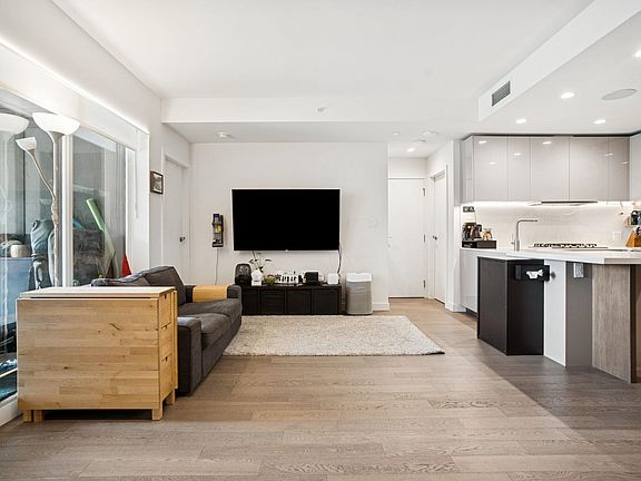5th image of 6811 Pearson Way #413