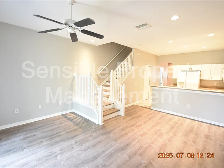 13121 Kings Crossing Dr — Photo 9