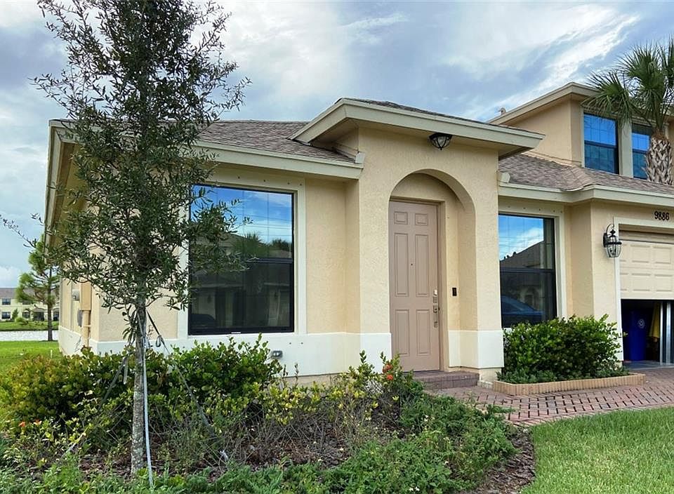 1st image of 9886 E Villa Cir