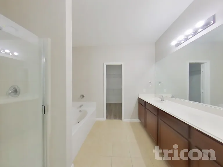 5002 Pacific Ridge Ln — Photo 9