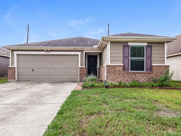 29327 Legends Green Dr, Spring, TX 77386