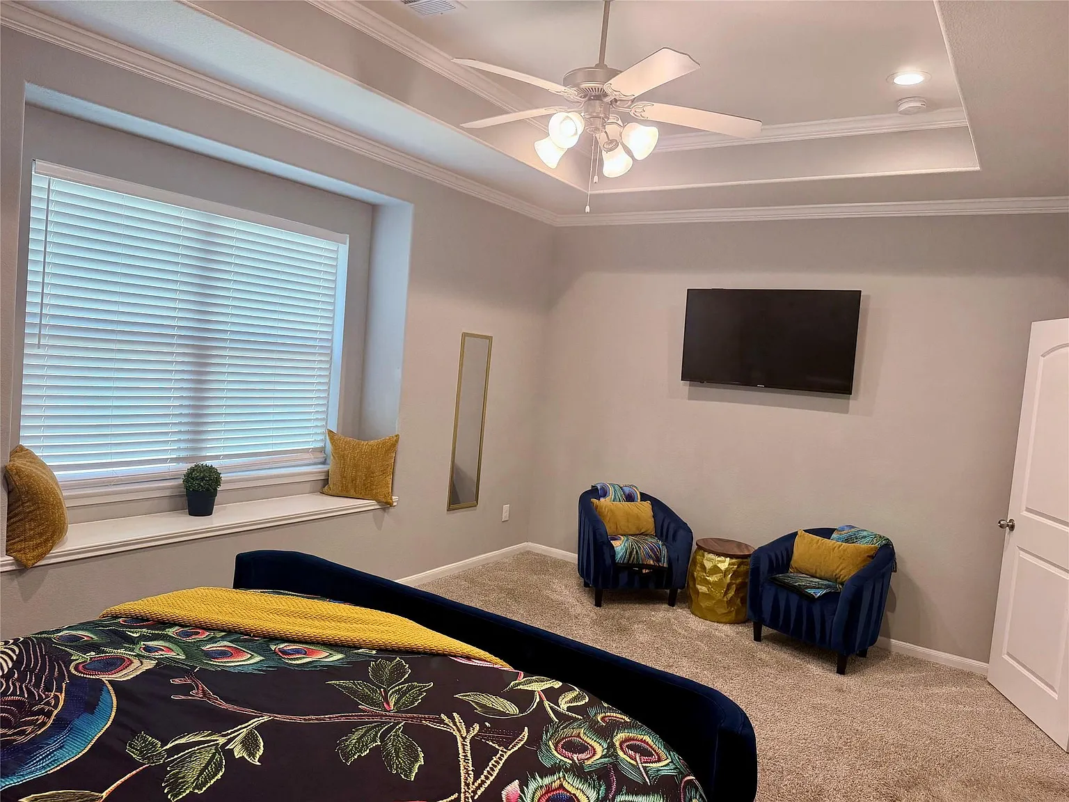 3 bed, 2.5 bath, 1519 sqft, $2,200 — Photo 4