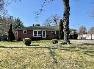 1804 Country Club Rd, Lincolnton, NC 28092