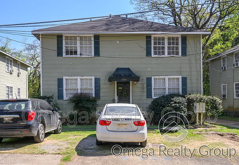 1026 Pershing St #C — Photo 2