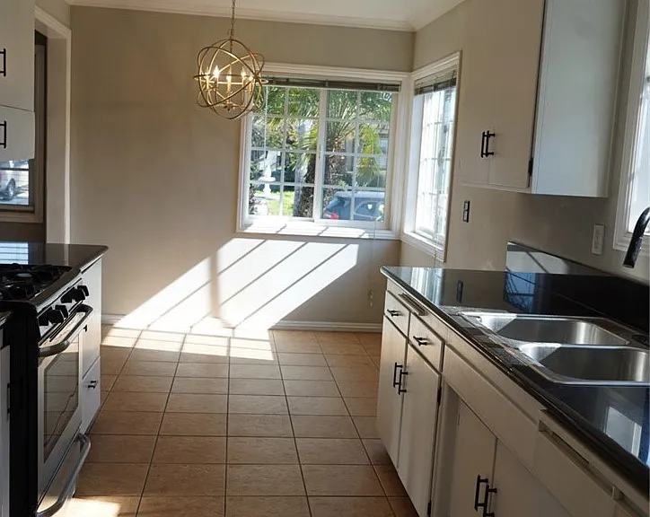 24419 Marine Ave — Photo 5
