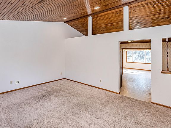 3rd image of 5513 Scherr Dr