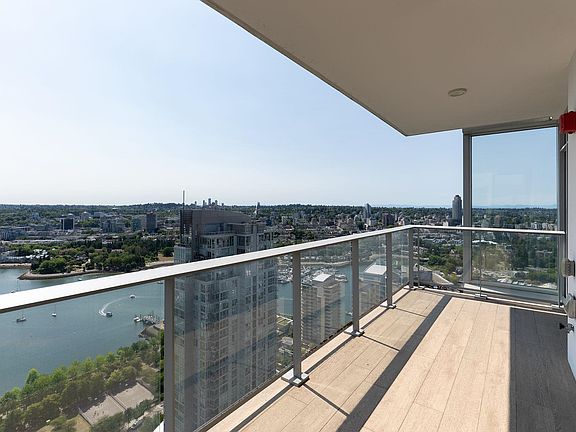 2nd image of 499 Pacific St #4201