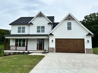 8693 Woodbury Acre Ct, Harrison, TN 37341