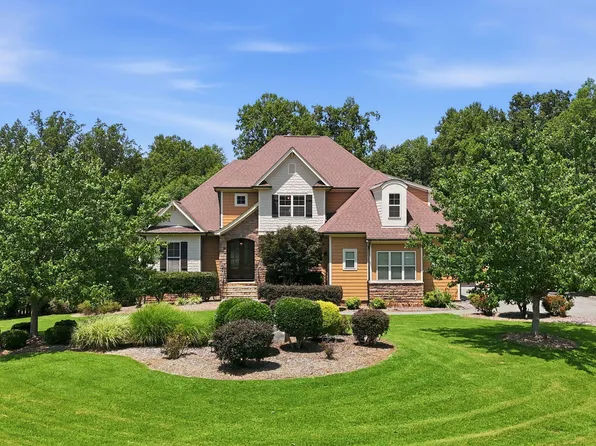 8601 Mangum Hollow Dr, Wake Forest, NC 27587