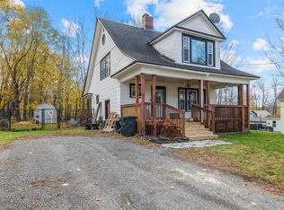 39 Park St, Dexter, ME 04930