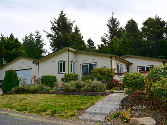 2nd image of 282 NE 70th St