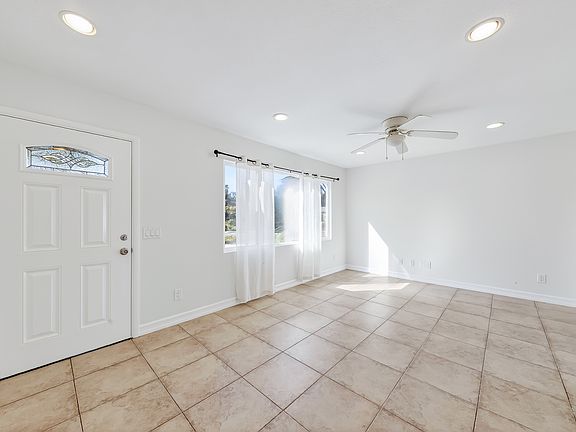 5th image of 2040 National Ave