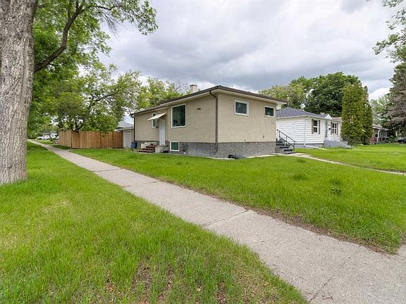 2nd image of 2001 10th Ave S