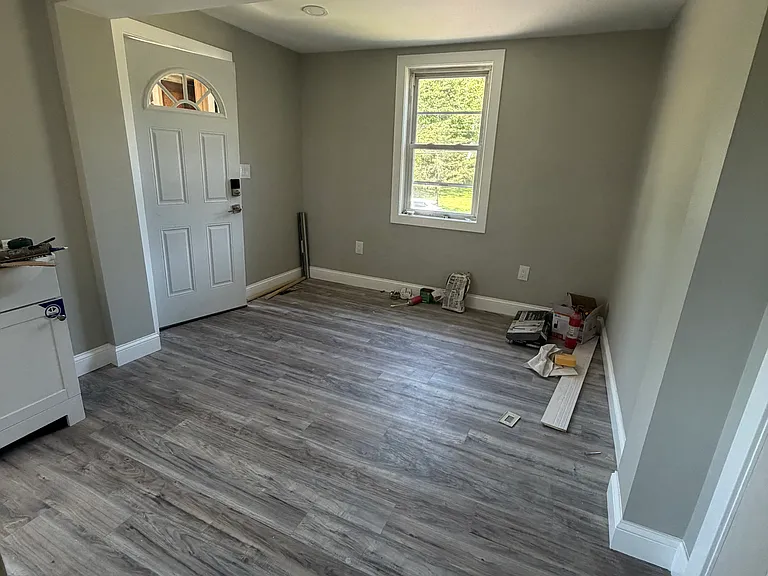 27 Phillips Ave #1 — Photo 2