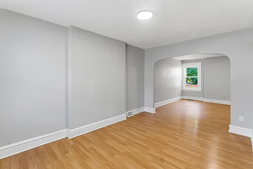 71 Amboy Ave Photo 1