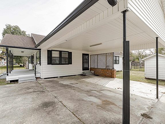 5th image of 40515 Louis Rd
