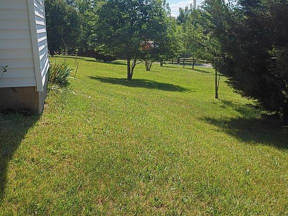 4th image of 479 Perry Rd
