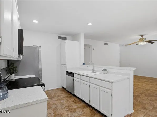 5230 E BROWN Road #110, Mesa, AZ 85205