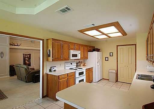 5th image of 1524 Gunnison Trl