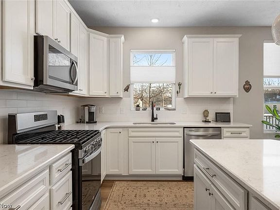 5th image of 35362 Bald Eagle Ln