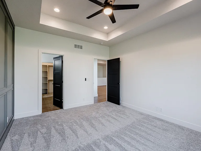 8620 S 49th St — Photo 22