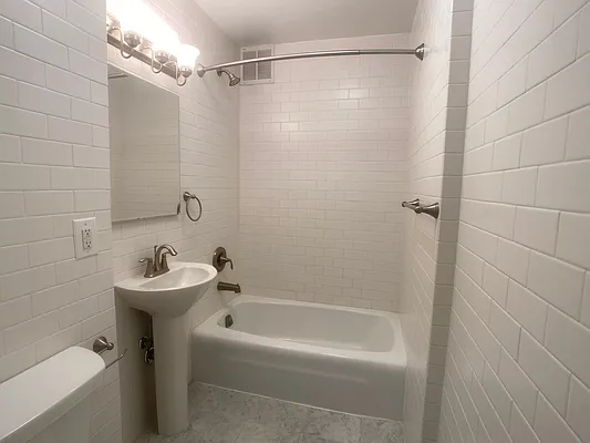 Rented by Tourma Realty LLC | media 5