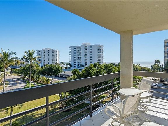 3rd image of 1065 GULF OF MEXICO DRIVE #305