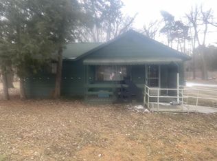 1290 E Caro Rd, Caro, MI 48723