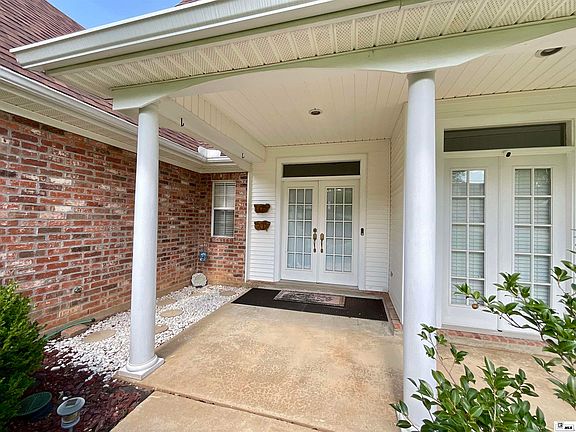 4th image of 213 Winterpark Dr