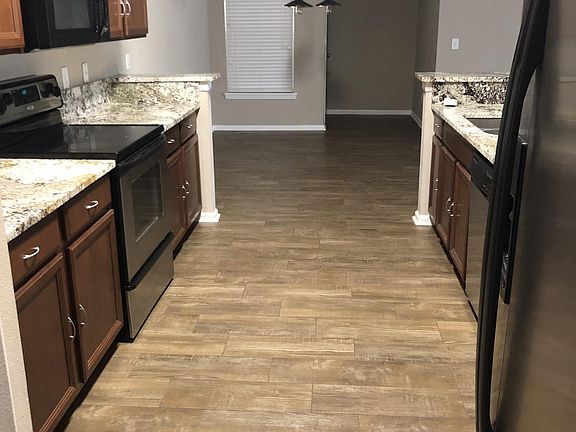 3rd image of 7055 Deer Lodge Cir Unit 108