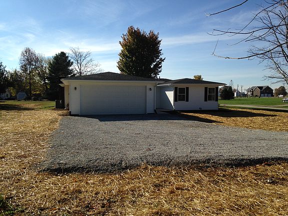 4th image of 689 NW Choctaw Trl
