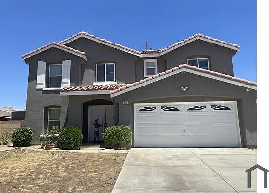 43650 Castle Cir — Photo 1