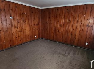 68 Harvey Pl, Ypsilanti, MI