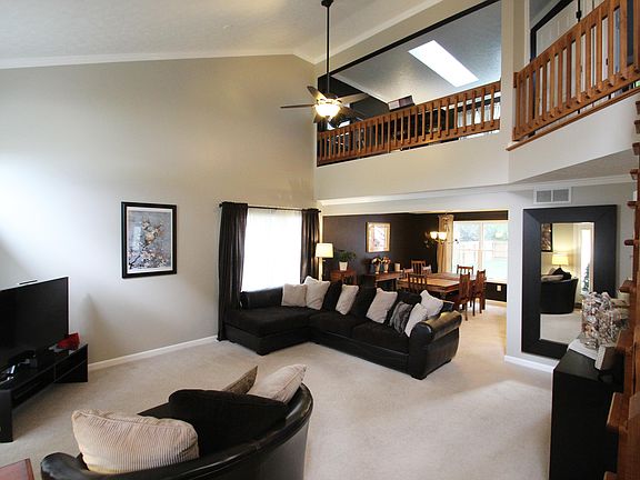 4th image of 112 Deeter Dr