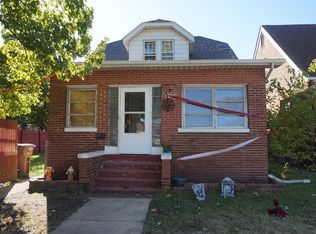 1217 W 142nd St, East Chicago, IN