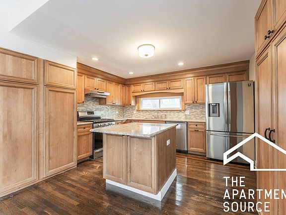 2nd image of 1619 W Highland Ave #Ch2
