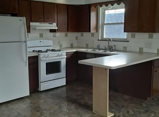17 Strasbourg Dr, Buffalo, NY 14227